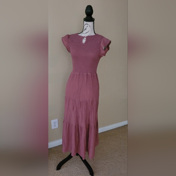 MAUVE KEY HOLE DRESS - Picture 2 of 6